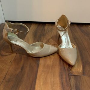 Bandolino heels